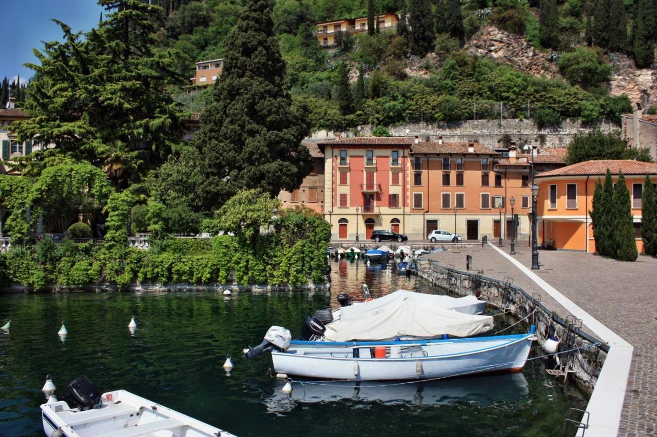 Casa Marsilva - Holiday Apartment With Roof Terrace, Near The Lake Toscolano Maderno Bagian luar foto