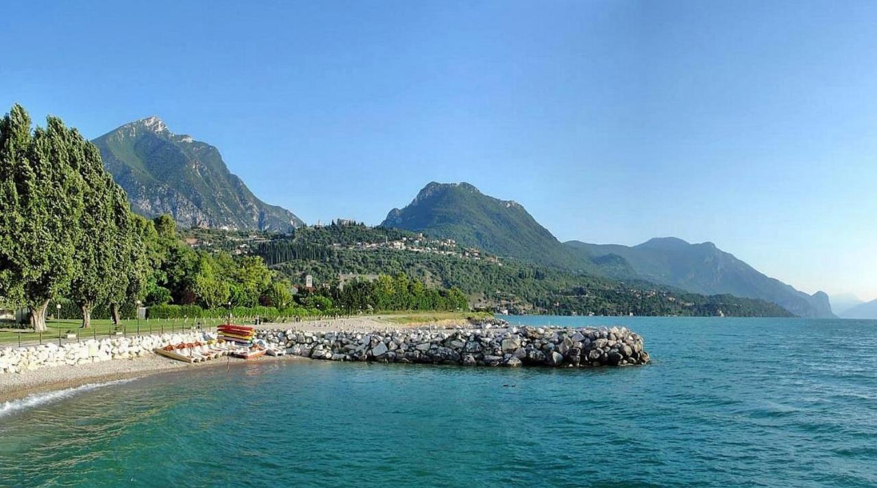 Casa Marsilva - Holiday Apartment With Roof Terrace, Near The Lake Toscolano Maderno Bagian luar foto