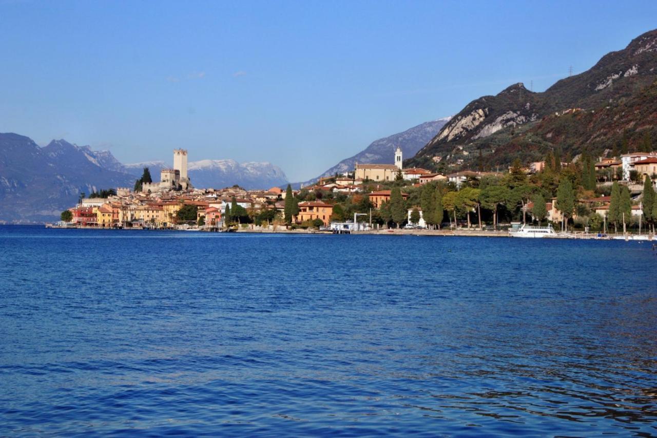 Casa Marsilva - Holiday Apartment With Roof Terrace, Near The Lake Toscolano Maderno Bagian luar foto